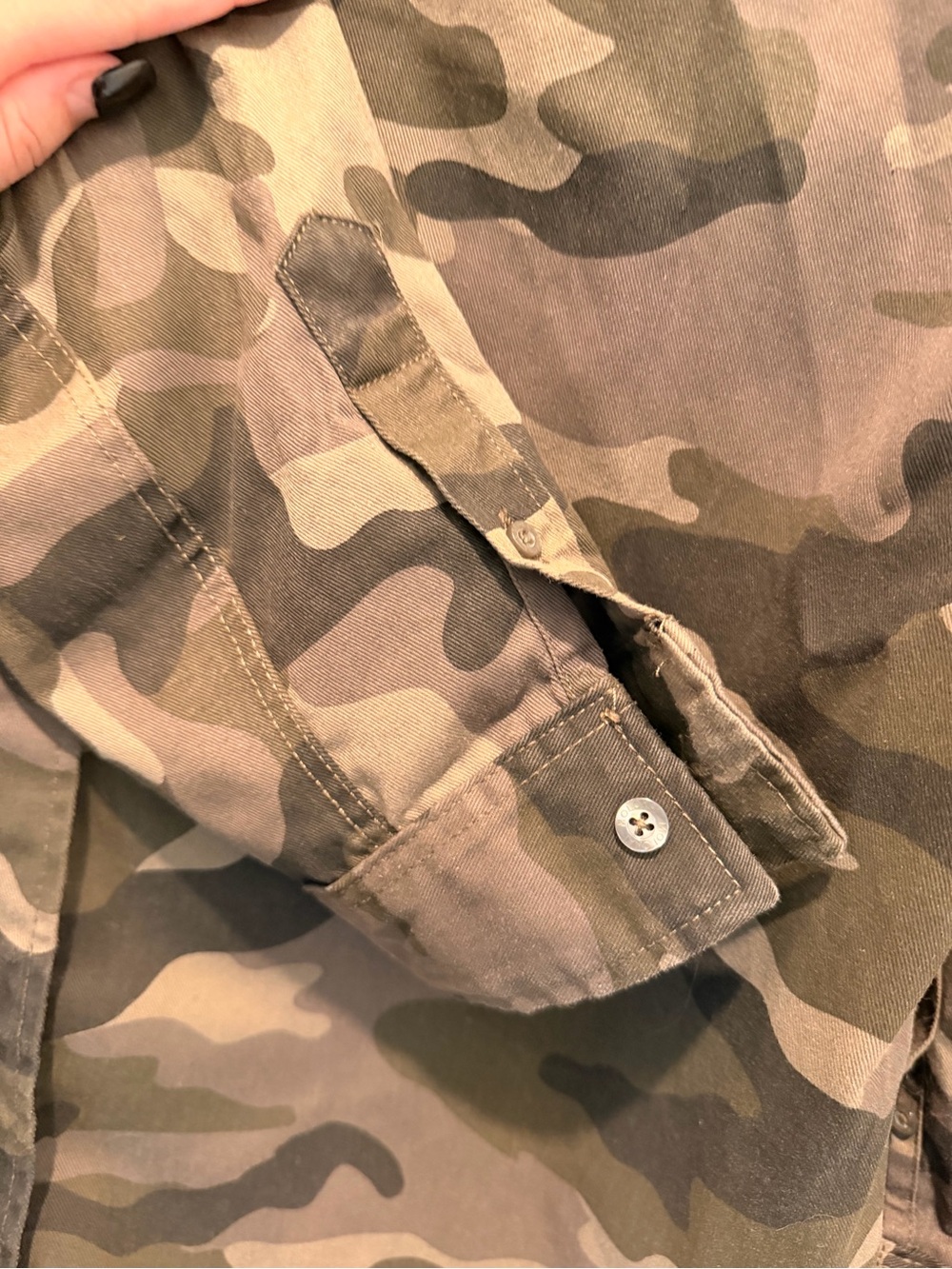 Molokai Surf Co. Camo
Hooded Button Down Shirt
XL - Picture 5 of 9